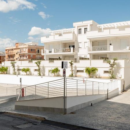 Agora Vieste Rooms & Apartments ภายนอก รูปภาพ