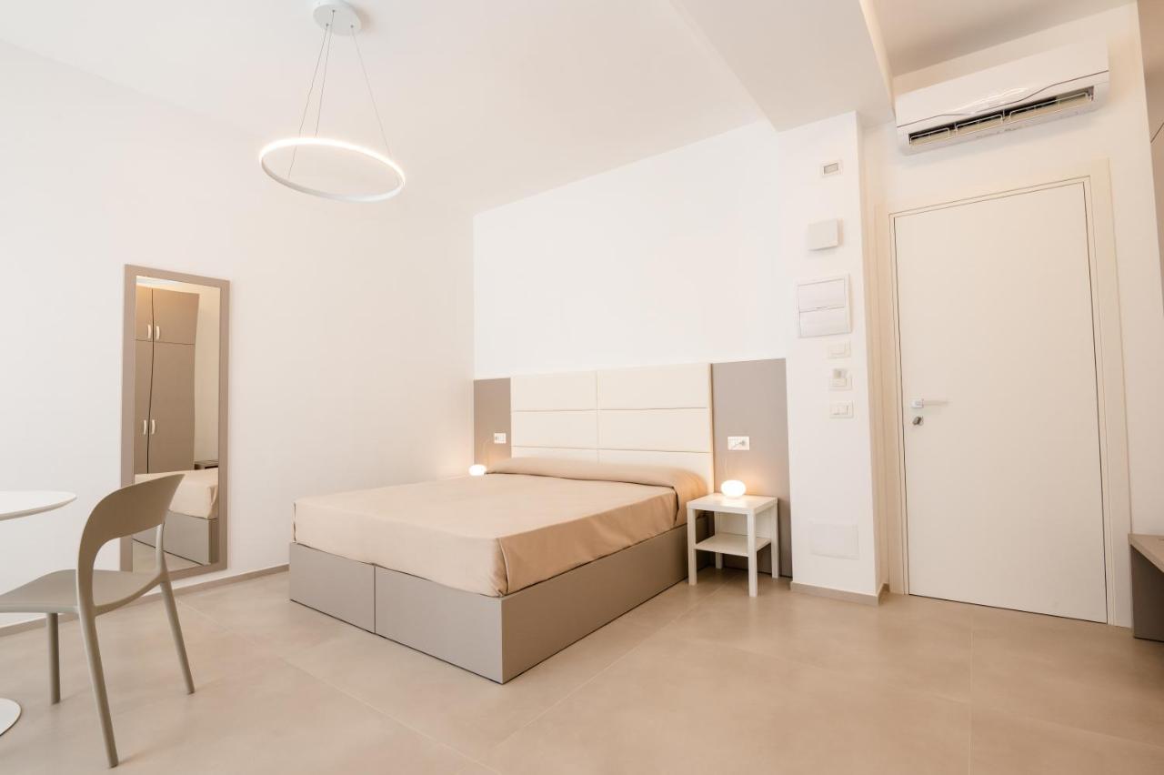 Agora Vieste Rooms & Apartments ภายนอก รูปภาพ