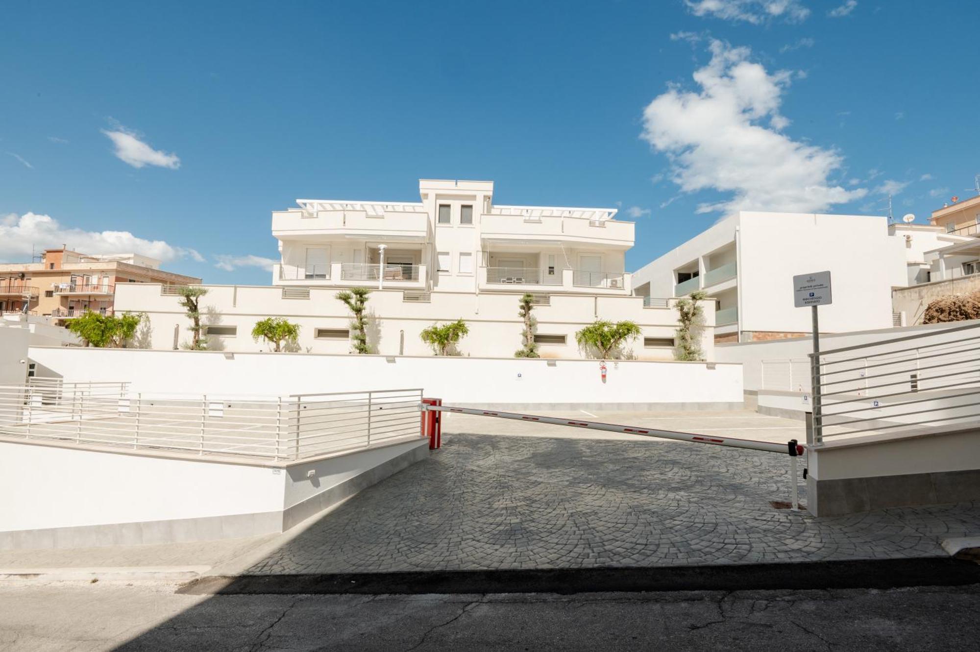 Agora Vieste Rooms & Apartments ภายนอก รูปภาพ